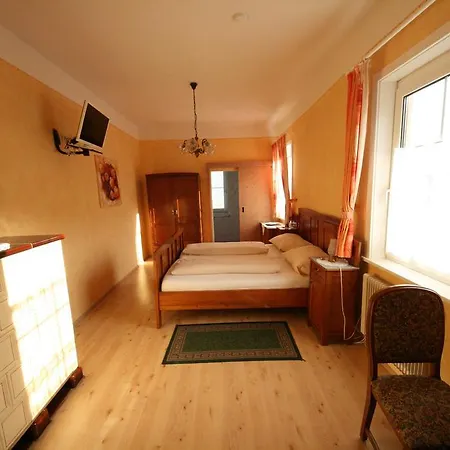 Zum Kramer Hotell 3*