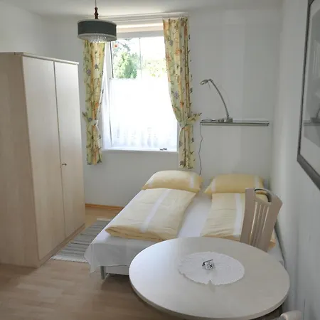 Hotel Gasthof Zum Kramer 3*