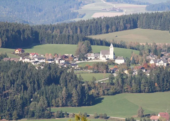 מלון Zum Kramer 3*